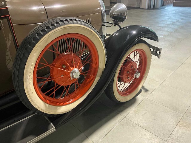1929 ford phaeton oldtimer - afbeelding 12 van  13