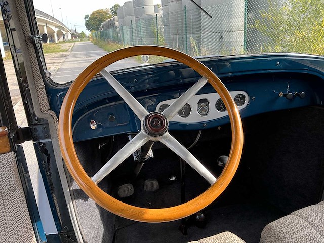 1931 - citroën - c4 berline - afbeelding 8 van  38