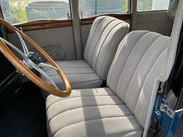 1931 - citroën - c4 berline - afbeelding 9 van  38
