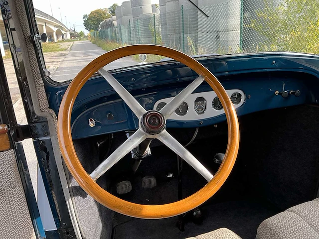 1931 - citroën - c4 berline - afbeelding 8 van  38