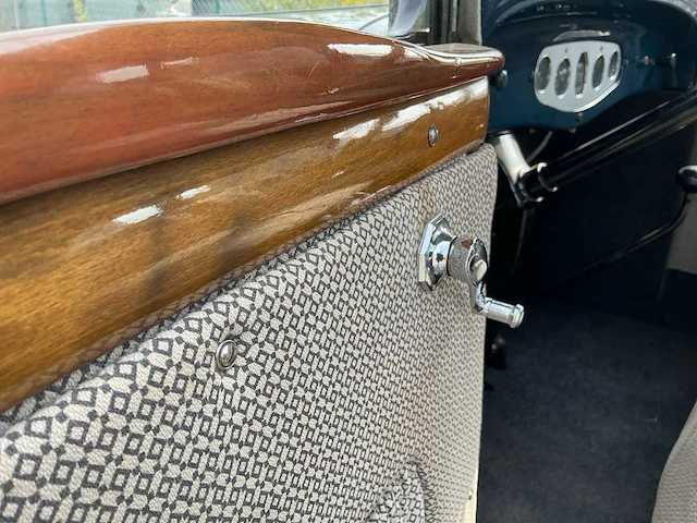 1931 - citroën - c4 berline - afbeelding 18 van  38