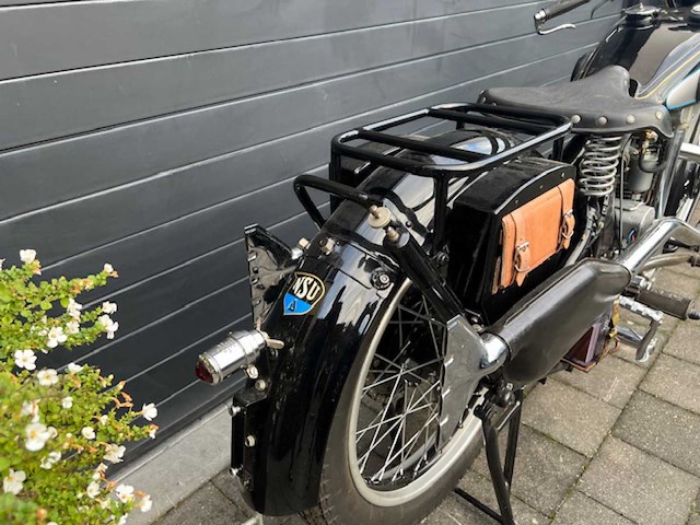 1937 nsu 351 osl oldtimer motorfiets - afbeelding 15 van  17