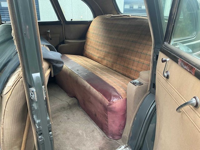 1939 buick special 4-door oldtimer - afbeelding 8 van  18