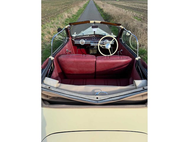 1939 packard cabrio - oldtimer - afbeelding 3 van  28