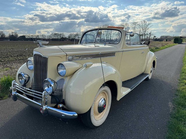 1939 packard cabrio - oldtimer - afbeelding 22 van  28