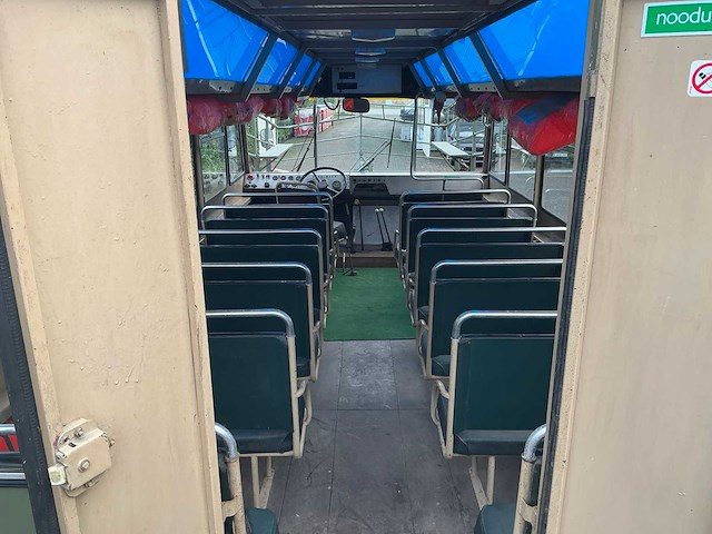 1944 gmc canadian river duck oldtimer amfibievoertuig - afbeelding 2 van  19