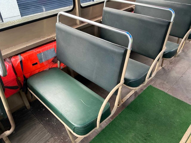 1944 gmc canadian river duck oldtimer amfibievoertuig - afbeelding 9 van  19