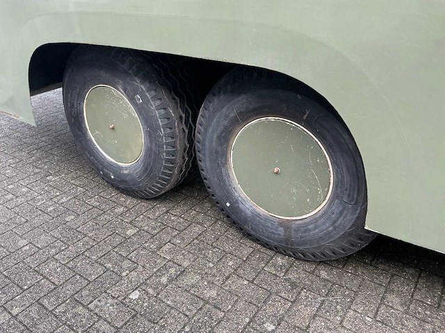 1944 gmc canadian river duck oldtimer amfibievoertuig - afbeelding 18 van  19