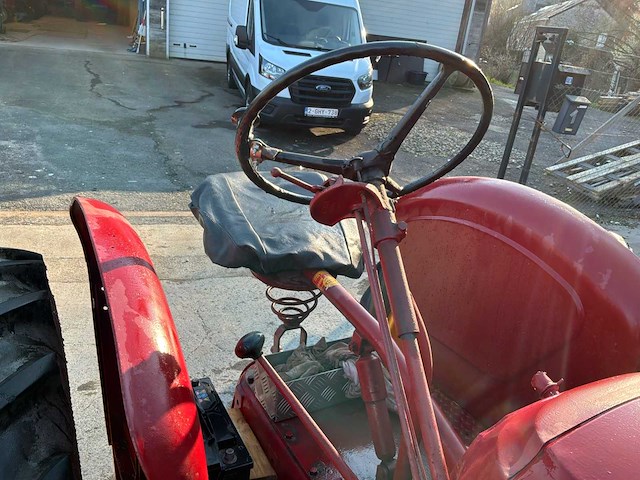 1947 massey harris 30 2wd landbouwtractor - afbeelding 19 van  23