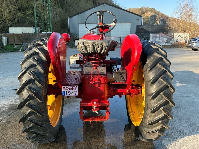 1947 massey harris 30 2wd landbouwtractor - afbeelding 6 van  8