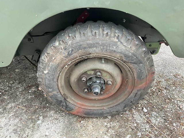 1952 minerva blindée legervoertuig - afbeelding 14 van  34