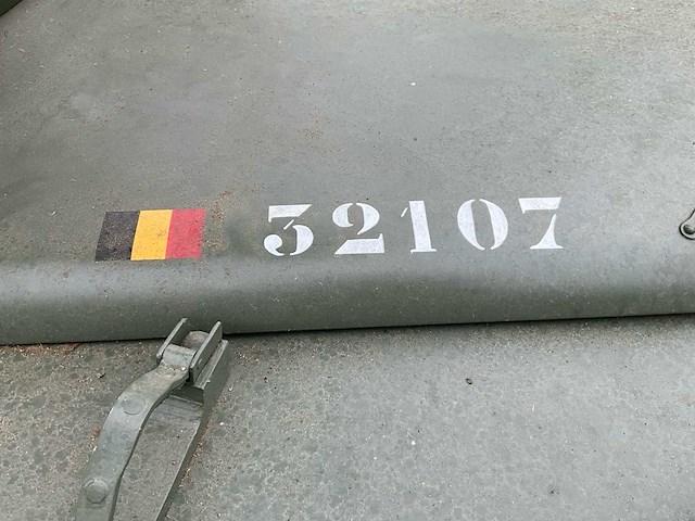 1952 minerva blindée legervoertuig - afbeelding 16 van  34