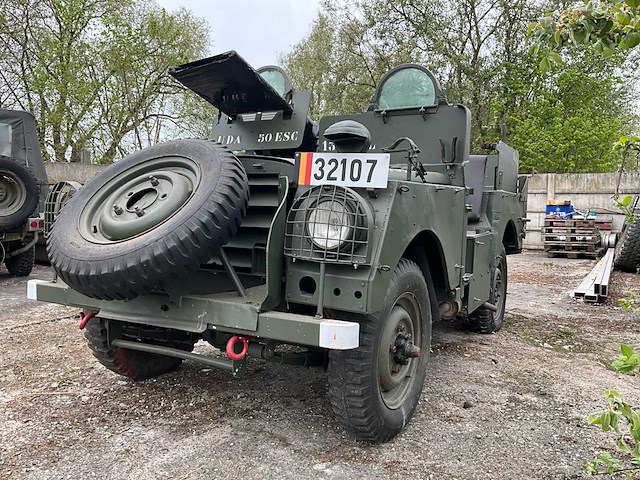 1952 minerva blindée legervoertuig - afbeelding 1 van  26