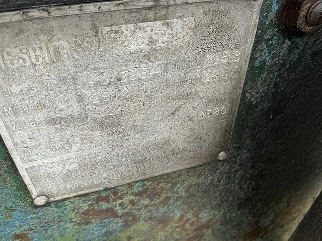 1953 fendt dieselross oldtimer tractor - afbeelding 5 van  13