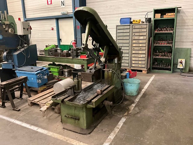 1954 berlett 350 zware metalen zaagmachine - afbeelding 1 van  7