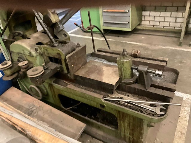 1954 berlett 350 zware metalen zaagmachine - afbeelding 5 van  7
