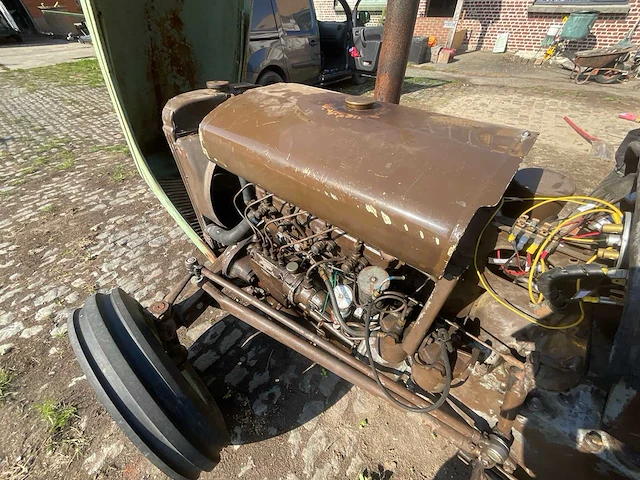 1954 massey ferguson tef 20 petit gris antieke tractor - afbeelding 8 van  22