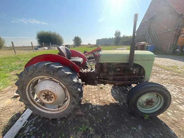 1954 massey ferguson tef 20 petit gris antieke tractor - afbeelding 19 van  22