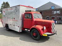 1955 mercedes oldtimer vrachtwagen - afbeelding 3 van  5