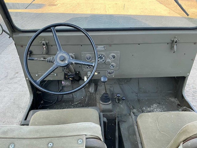 1955 willy jeep m38a1 legervoertuig - afbeelding 15 van  17