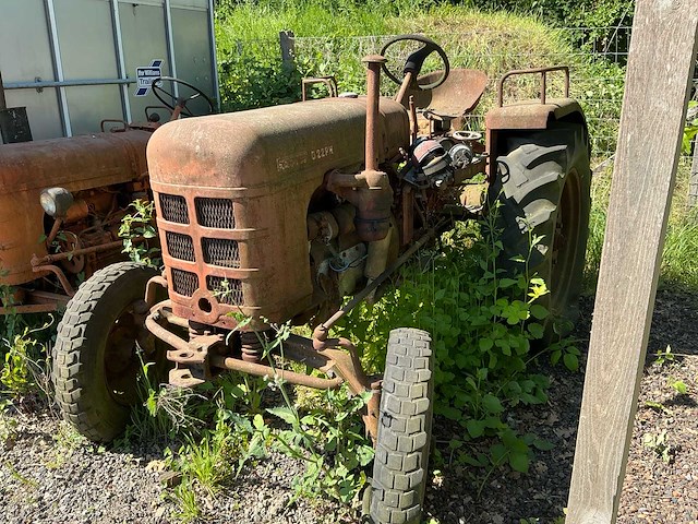 1957 fahr d22ph oldtimer tractor - afbeelding 1 van  8