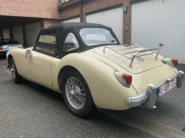 1957 mg a oldtimer - afbeelding 2 van  36