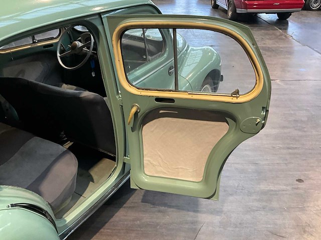 1957 renault 4cv - afbeelding 11 van  21