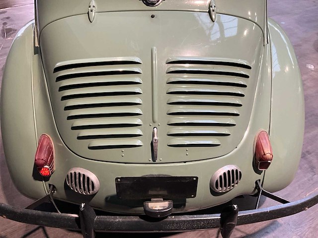 1957 renault 4cv - afbeelding 21 van  40