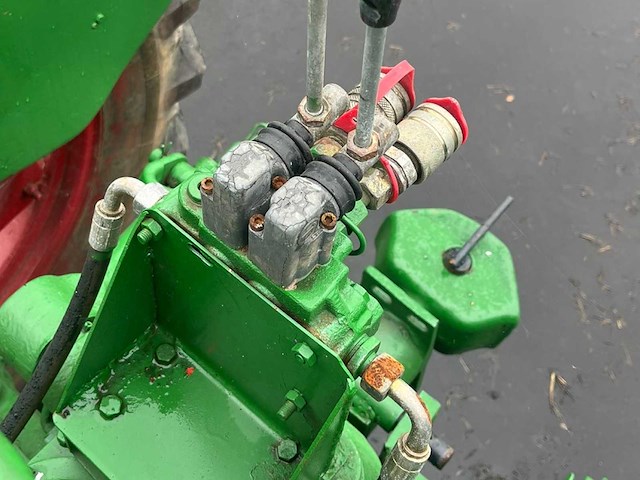 1960 deutz 40d antieke tractor - afbeelding 9 van  11