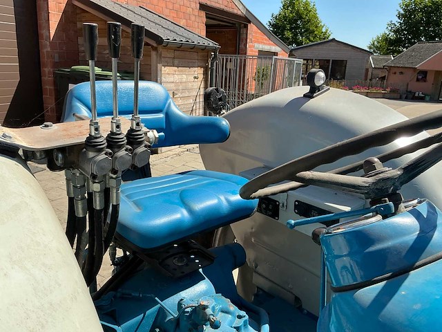 1962 county major super 4 oldtimer tractor - afbeelding 10 van  37