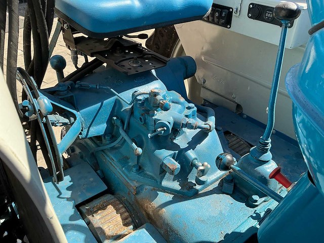 1962 county major super 4 oldtimer tractor - afbeelding 13 van  37