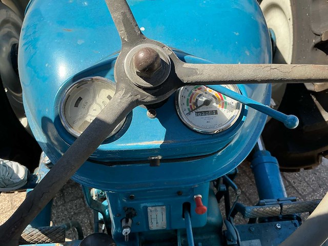 1962 county major super 4 oldtimer tractor - afbeelding 17 van  37