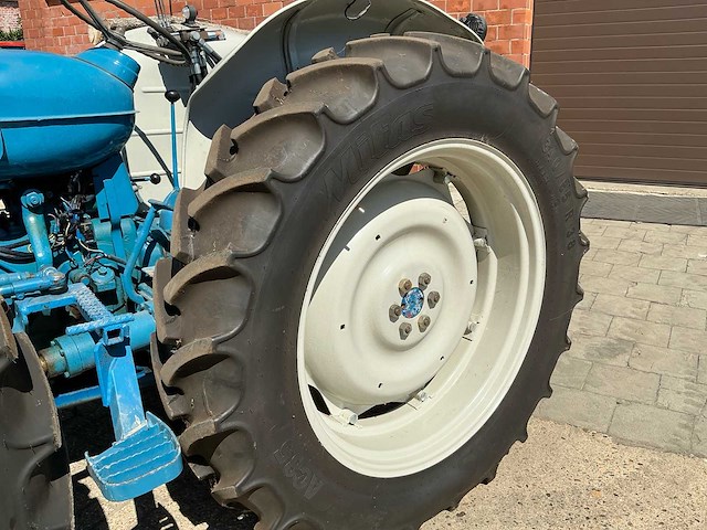 1962 county major super 4 oldtimer tractor - afbeelding 24 van  37