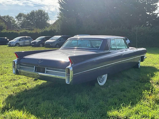 1963 cadillac coupe de ville - afbeelding 45 van  46