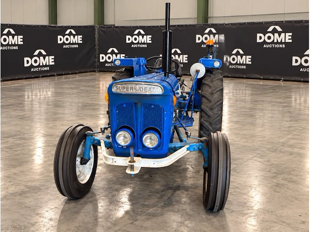 1963 cf fordson super dexta vintage tractor - afbeelding 12 van  22