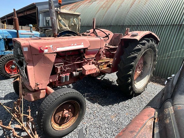 1963 internationale vintage tractor - afbeelding 12 van  22