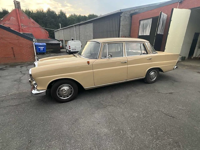 1964 mercedes-benz 190 - oldtimer (uitzondelijke staat) - afbeelding 12 van  52