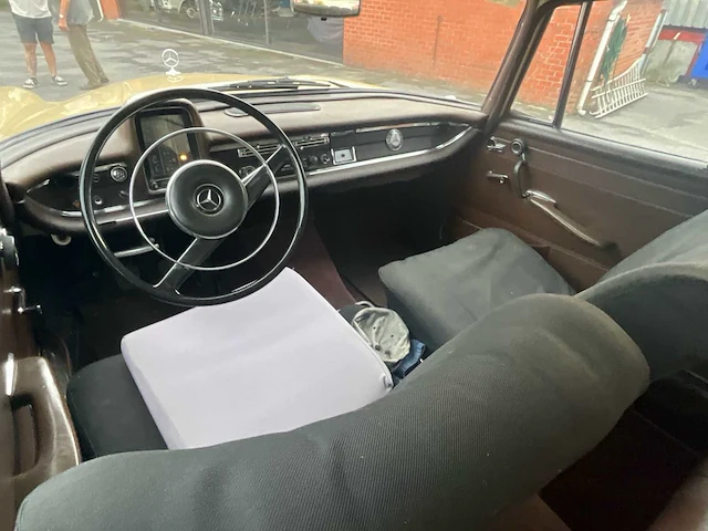 1964 mercedes-benz 190 - oldtimer (uitzondelijke staat) - afbeelding 38 van  52