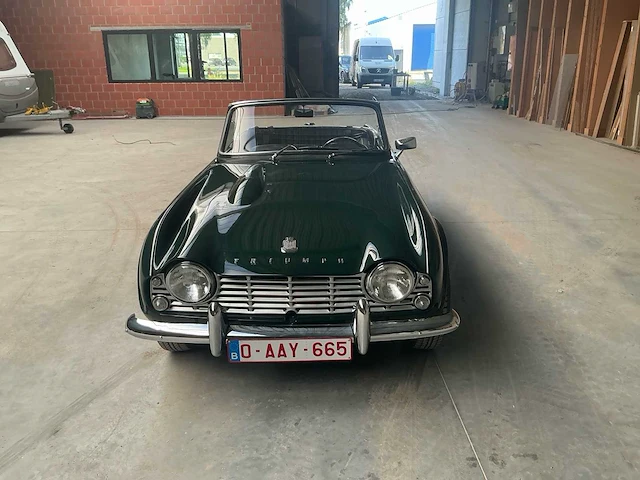 1964 triumph tr4 - oldtimer - afbeelding 34 van  38