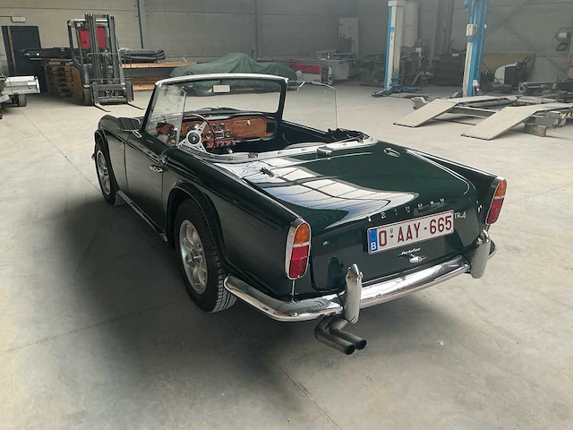 1964 triumph tr4 - oldtimer - afbeelding 33 van  38