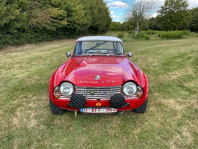 1964 triumph tr4 oldtimer - afbeelding 44 van  45