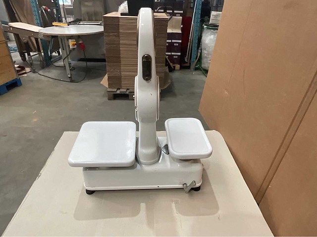 1965 berkel balance mechanische dubbelplate vintage balance - afbeelding 2 van  5
