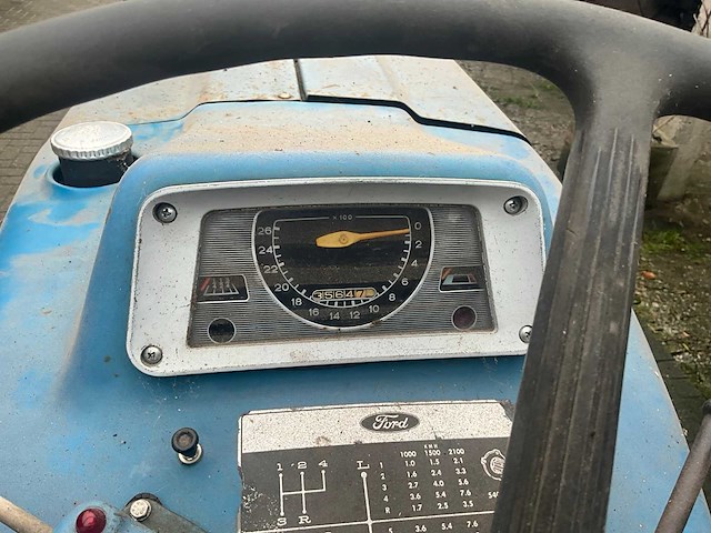 1965 ford 500 oldtimer tractor - afbeelding 13 van  33