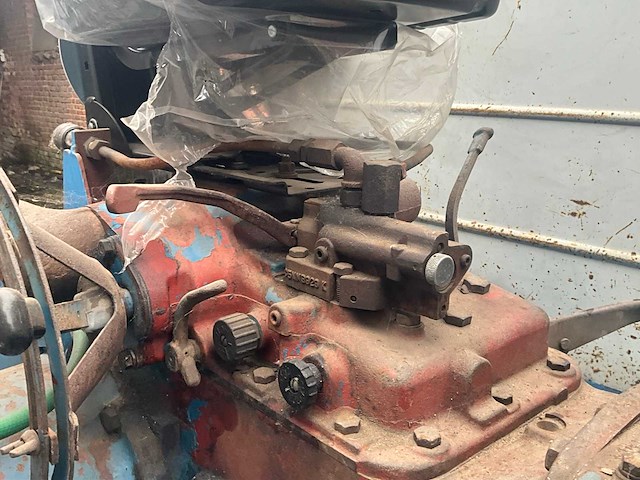 1965 ford 500 oldtimer tractor - afbeelding 26 van  33