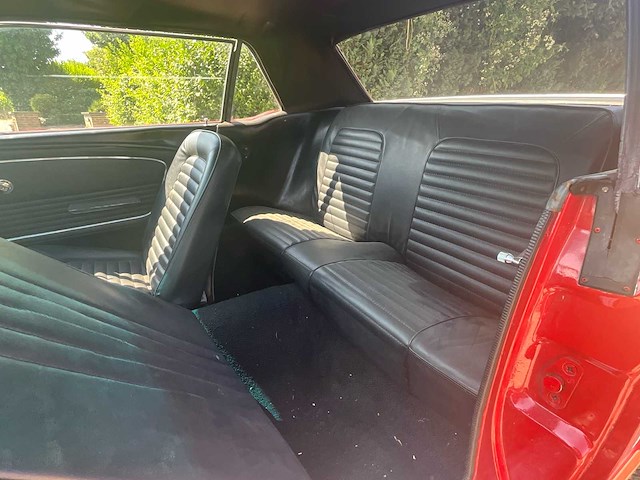 1965 ford mustang coupé - afbeelding 8 van  32