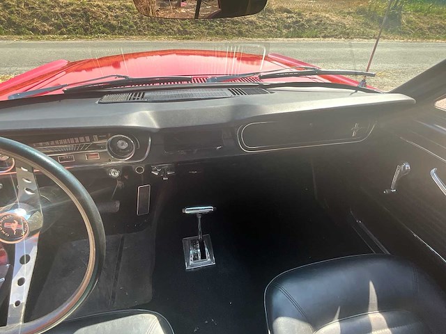 1965 ford mustang coupé - afbeelding 13 van  32