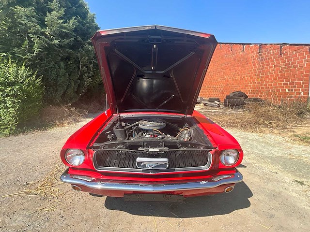 1965 ford mustang coupé - afbeelding 18 van  32
