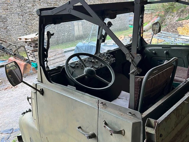 1965 sumb mh600bs lichte militaire vrachtwagenverzamelwagen - afbeelding 3 van  4