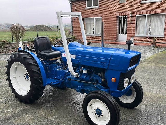 1966 ford dexta tractor antiek - afbeelding 19 van  22