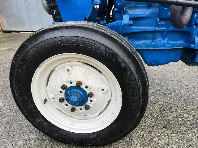 1966 ford dexta tractor antiek - afbeelding 6 van  6